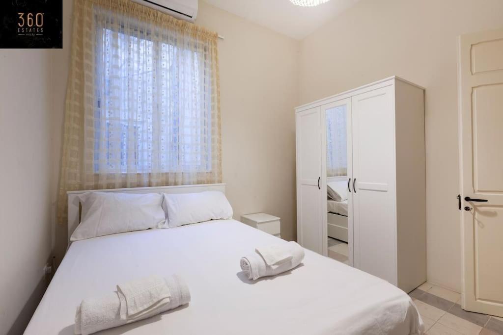 Beautiful, Typical Maltese 4Br Home With Roof Top By 360 Estates Sliema Kültér fotó